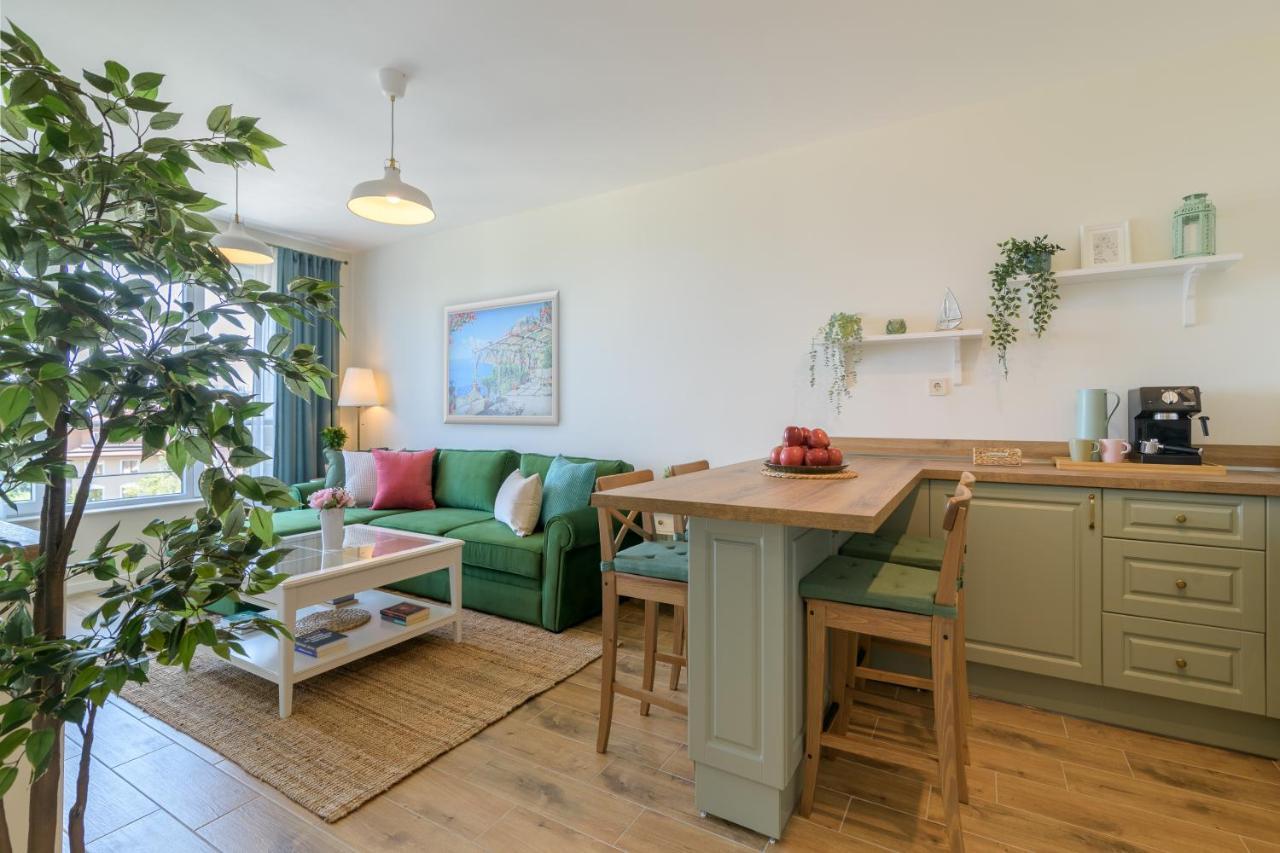 Apartment A'More Saints Constantine and Helena Exteriör bild